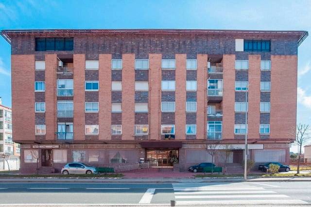 Local comercial en Venta en Avenida de Burgos en Belorado