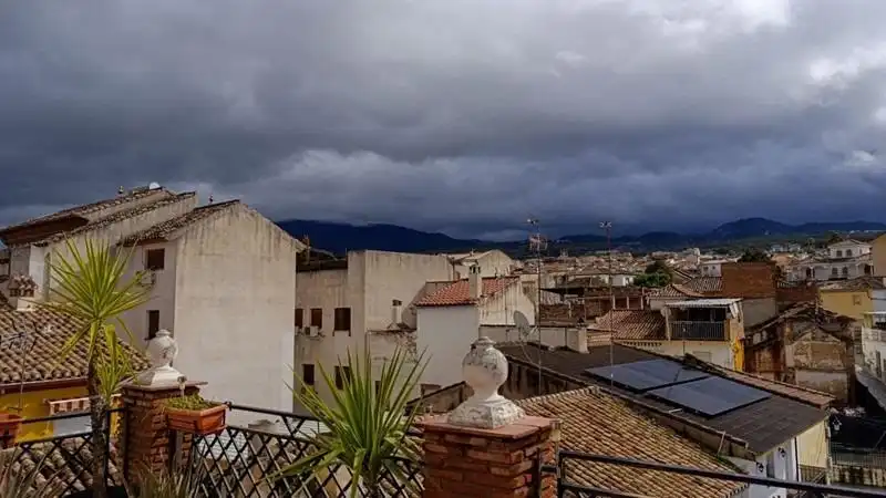 Vista exterior de Àtic en venda en La Zubia amb Terrassa