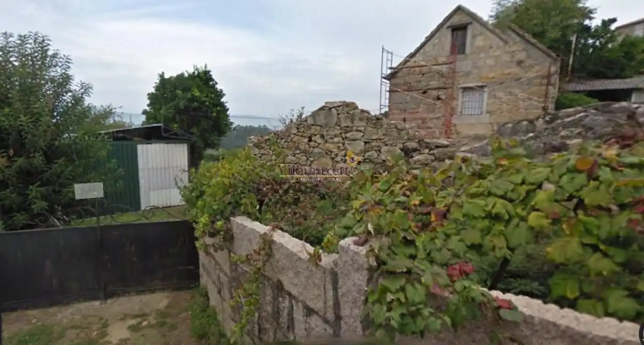 Houses for sale in O Porriño    with Private garden and Storage room