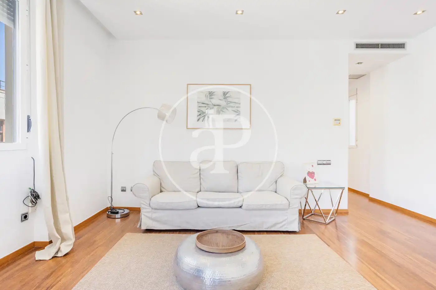 Living room of Flat for rent in  Valencia Capital  with Air Conditioner, Heating and Furnished