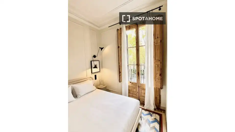 Piso con terraza en alquiler en Eixample, imagen 8