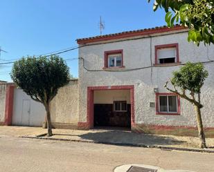 Vista exterior de Casa o xalet en venda en Ejea de los Caballeros amb Terrassa