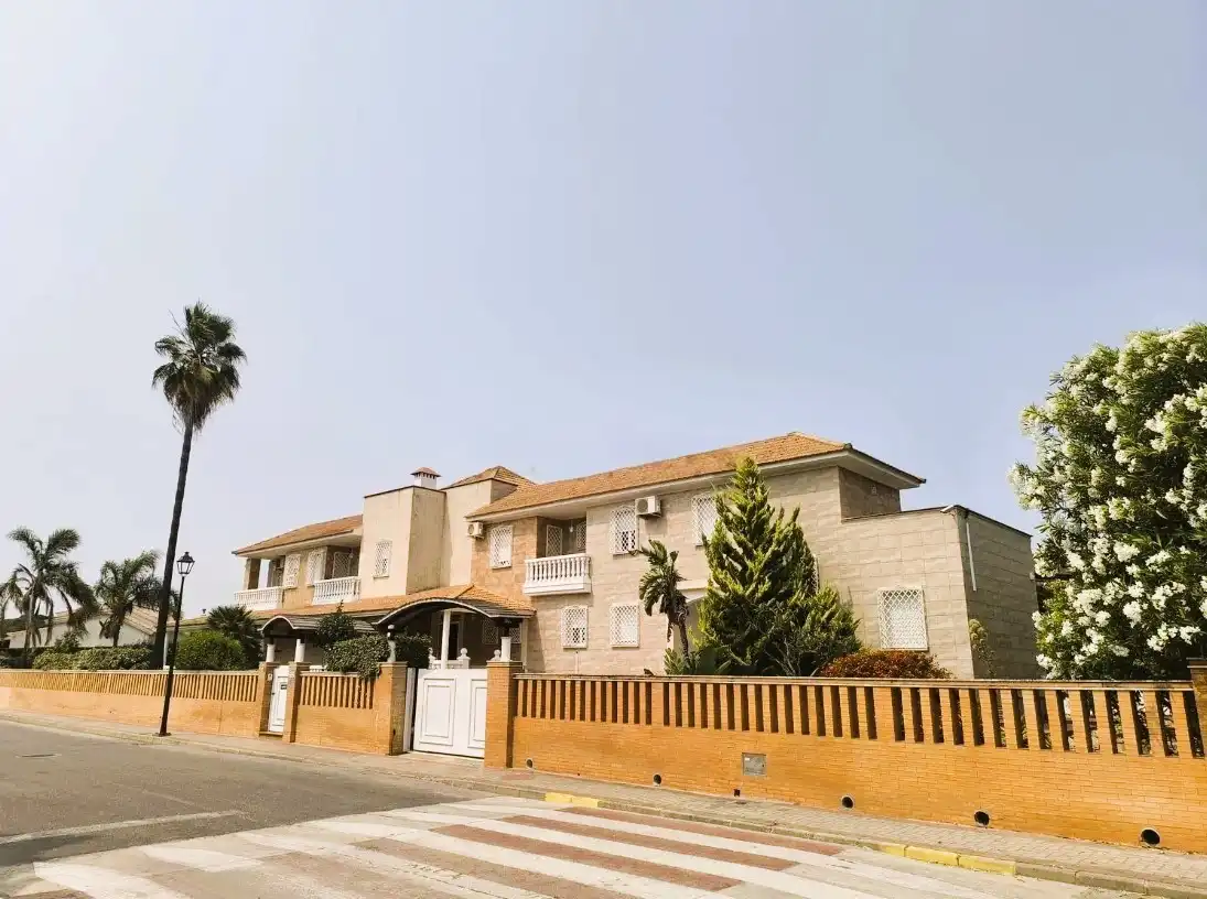 Chalet con terraza en venta en Dehesa - Monacilla, imagen 2