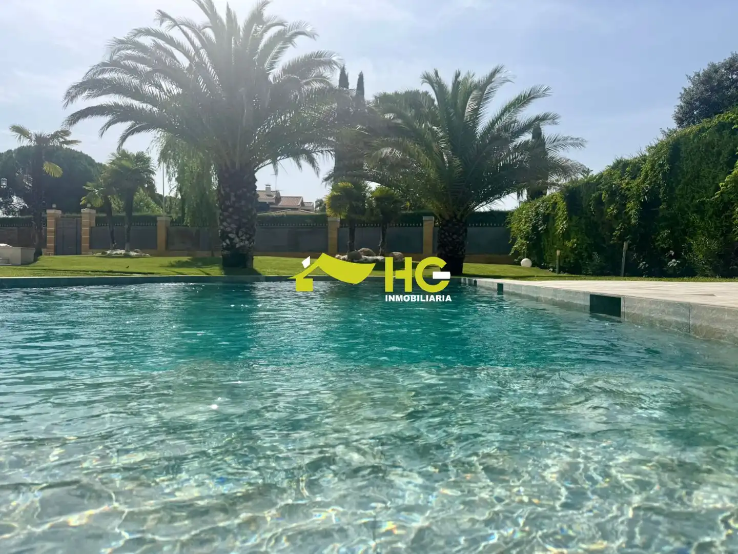 Piscina de Estudio de alquiler en Villaviciosa de Odón con Aire acondicionado, Calefacción y Amueblado