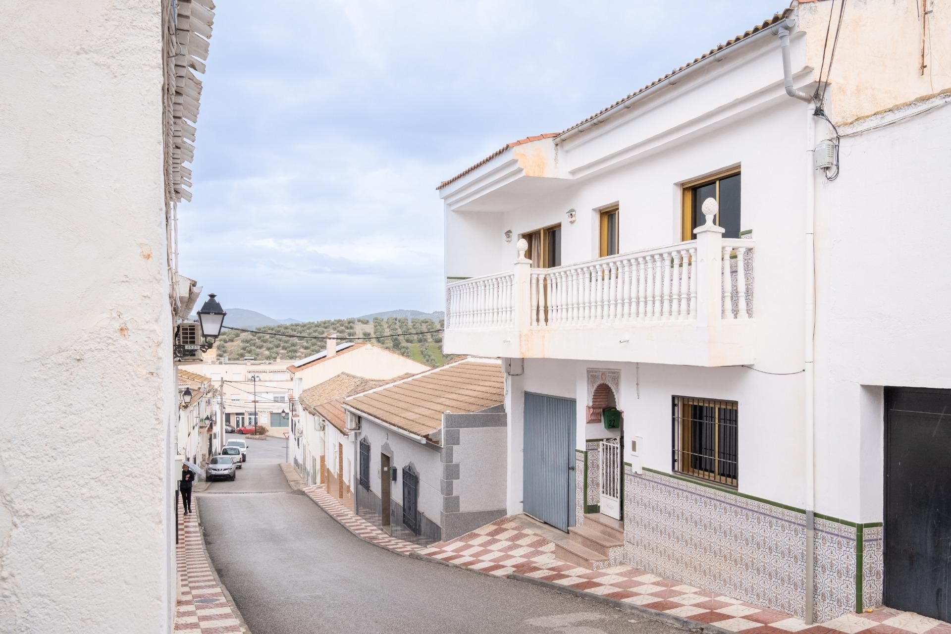 Exterior view of Single-family semi-detached for sale in Moclín  with Heating, Storage room and Balcony