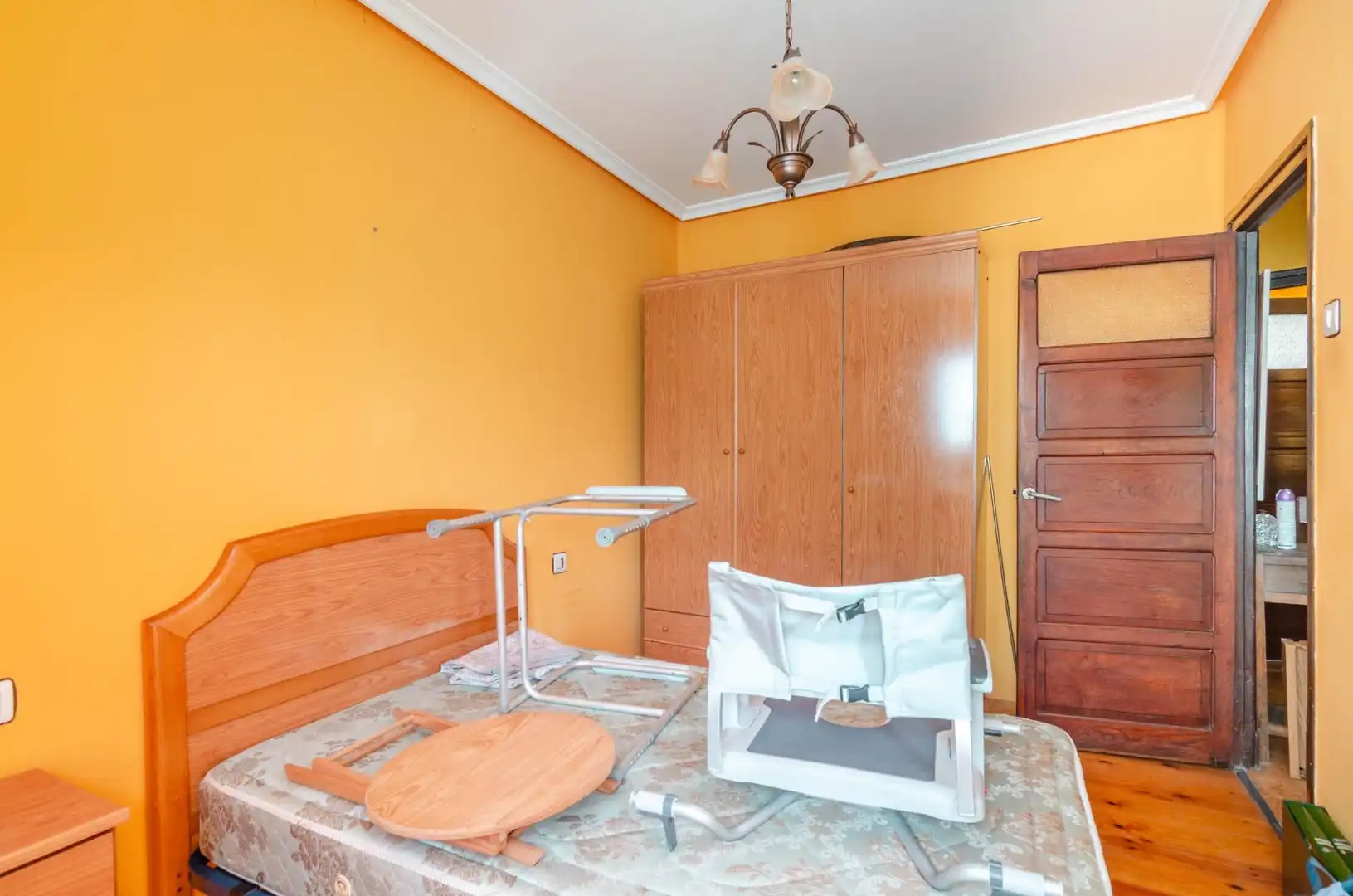Schlafzimmer von Gebäude zum Verkauf in Oviedo 