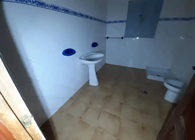 Bathroom of Land for sale in Alcalá de Henares