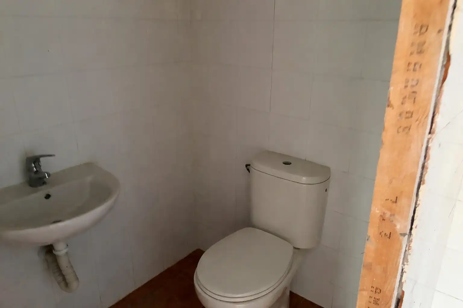 Badezimmer von Wohnung zum Verkauf in Coria del Río