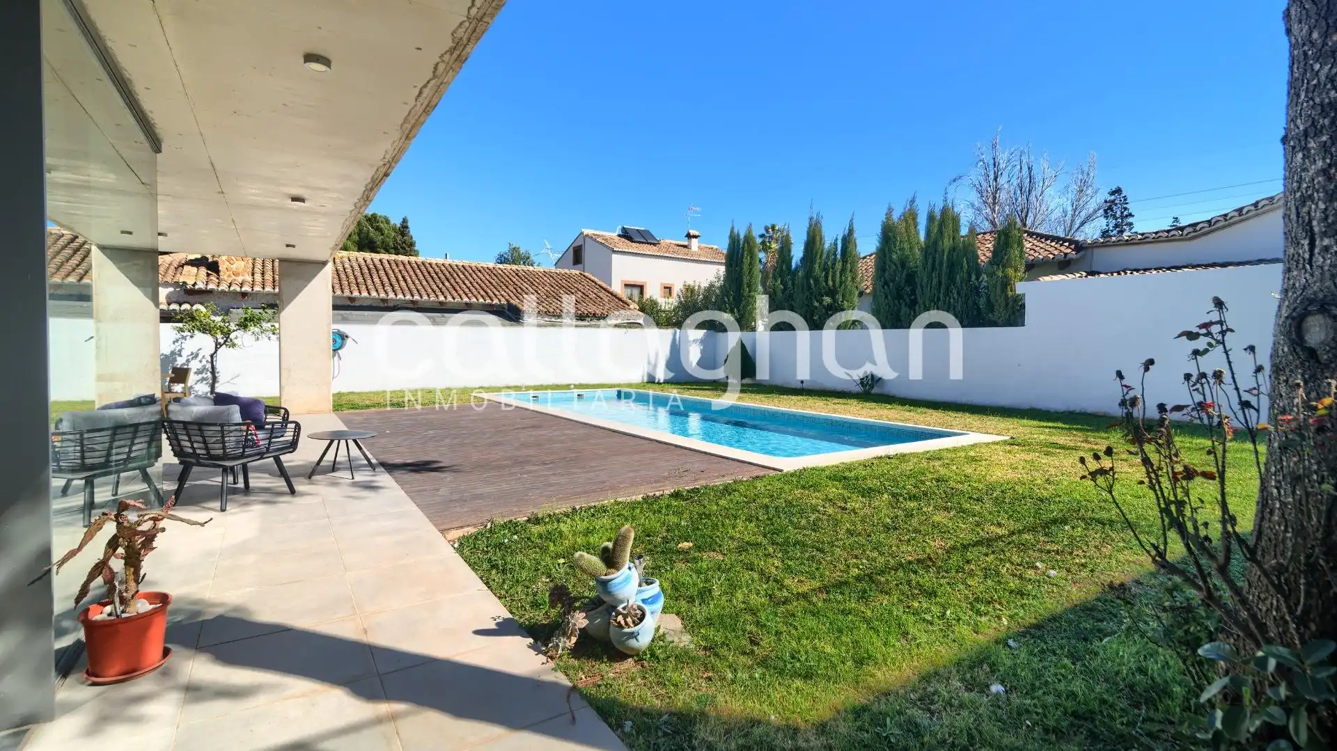 Swimming pool of Houses for sale in L'Eliana  with Air Conditioner, Heating and Private garden