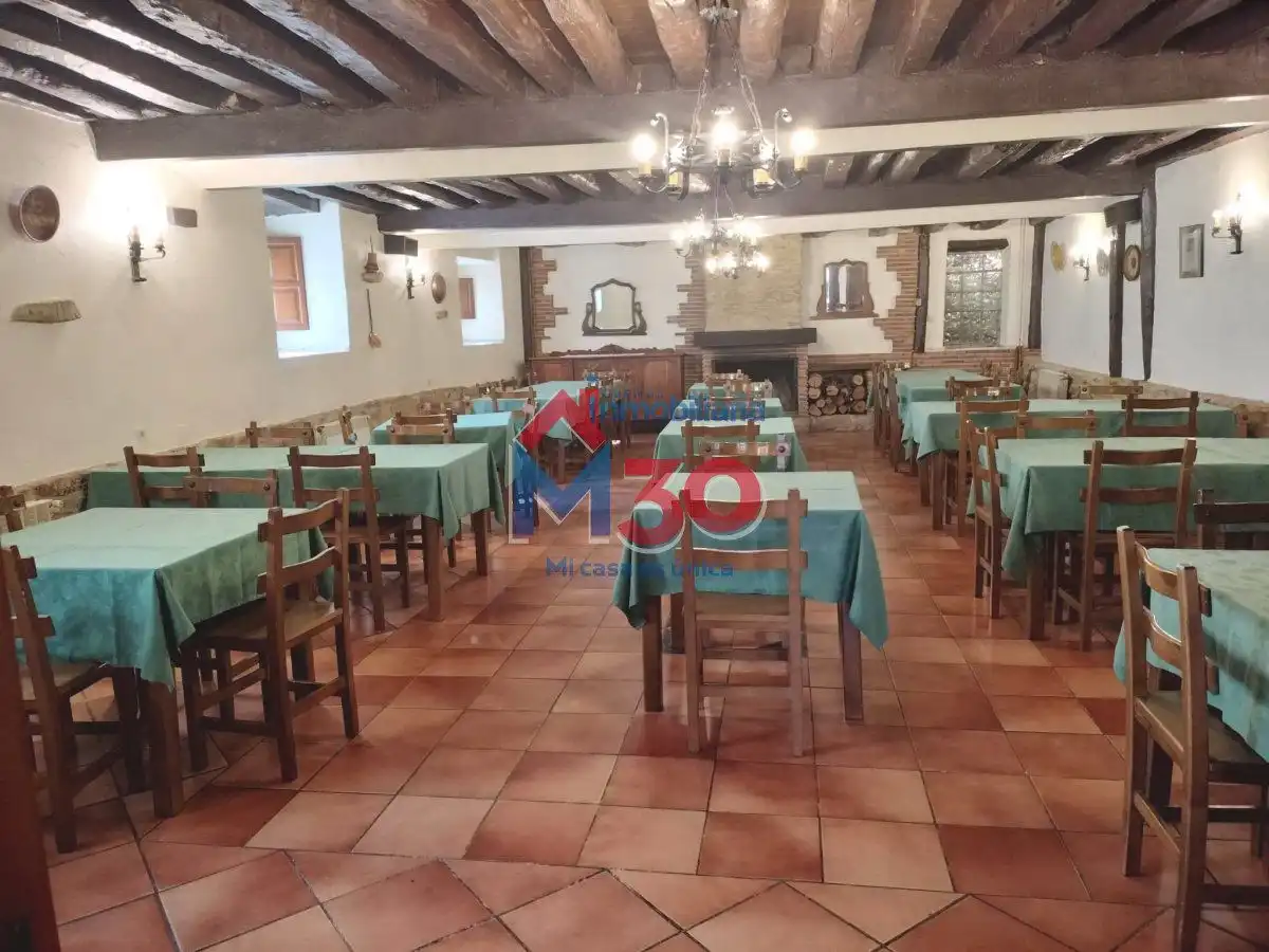 Commercial properties for sale in Valdegovia / Gaubea
