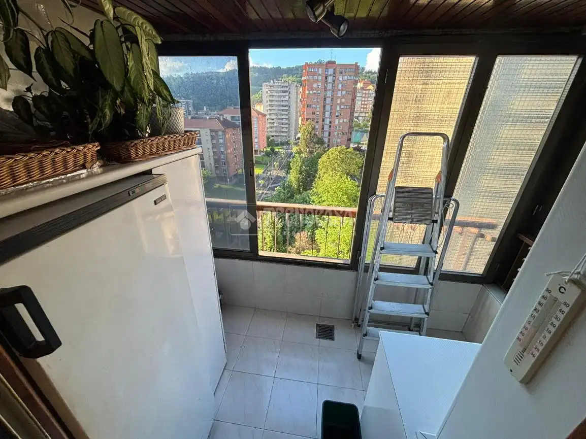 Terrassa de Pis en venda en Bilbao  amb Calefacció, Traster i Balcó