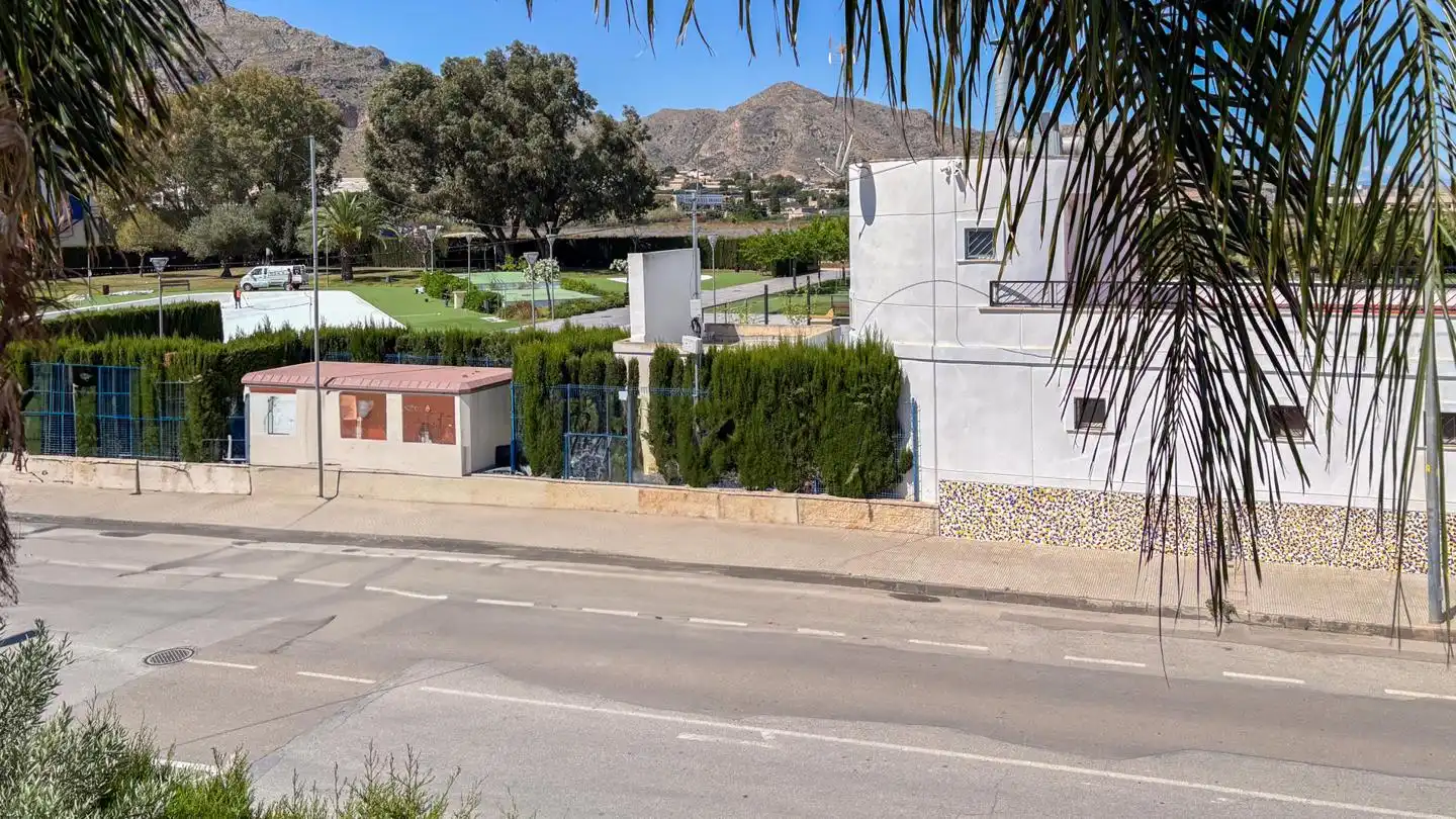 Vista exterior de Casa o chalet en venta en Cox con Aire acondicionado, Jardín privado y Parquet