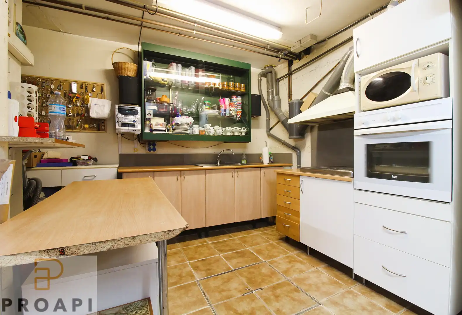 Cocina de Casa o chalet en venta en Girona con Aire acondicionado, Calefacción y Jardín privado