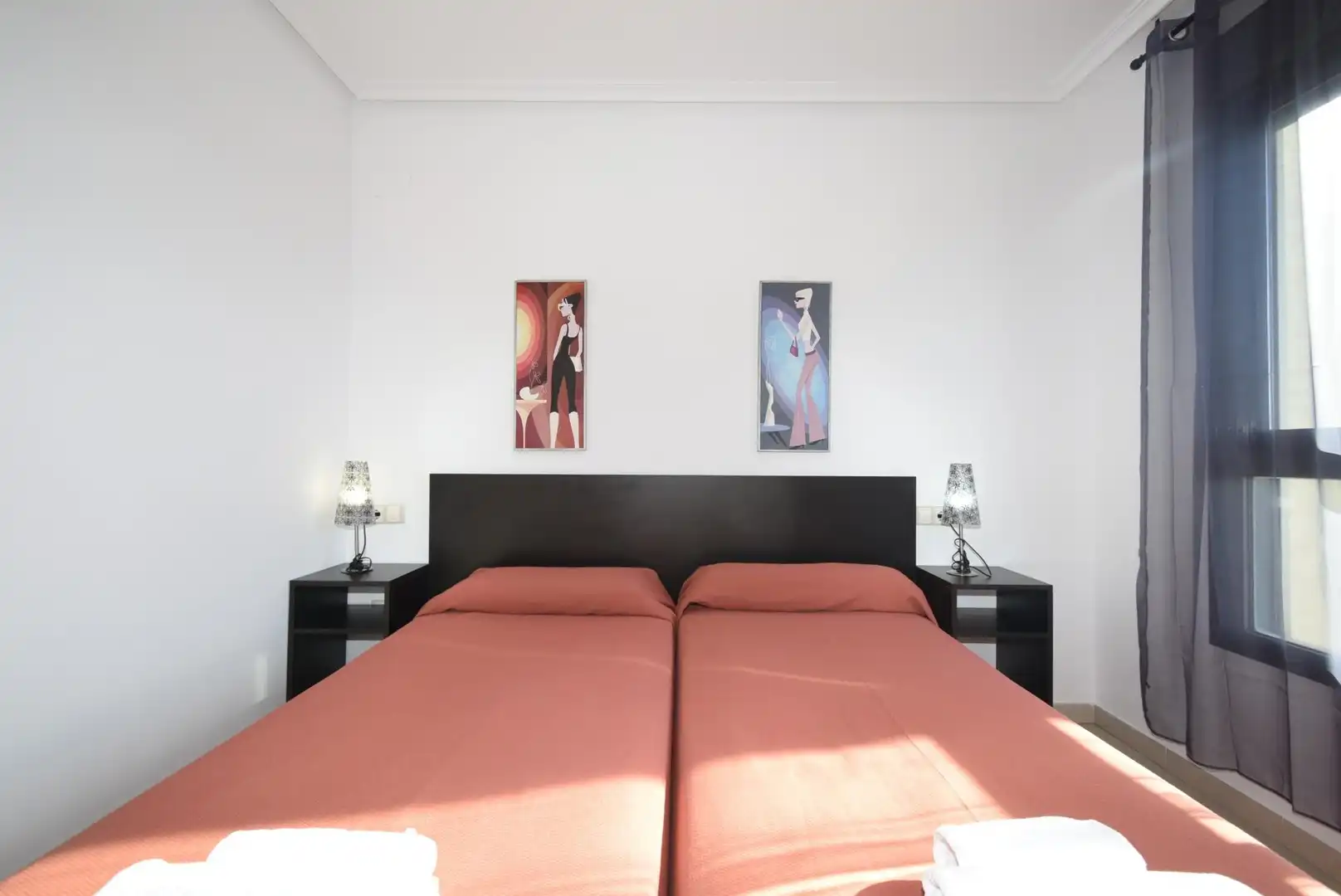 Habitación de Apartamento en venta en Benidorm con Aire acondicionado, Calefacción y Jardín privado