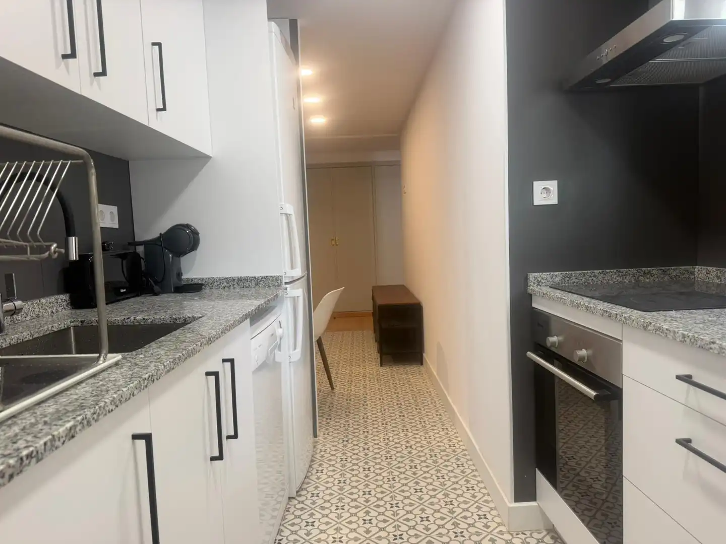 Kitchen of Flat for share in Madrid  with Heating, Furnished and Washing machine