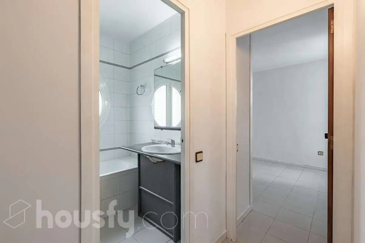 Bathroom of Flat for sale in Cunit  with Balcony