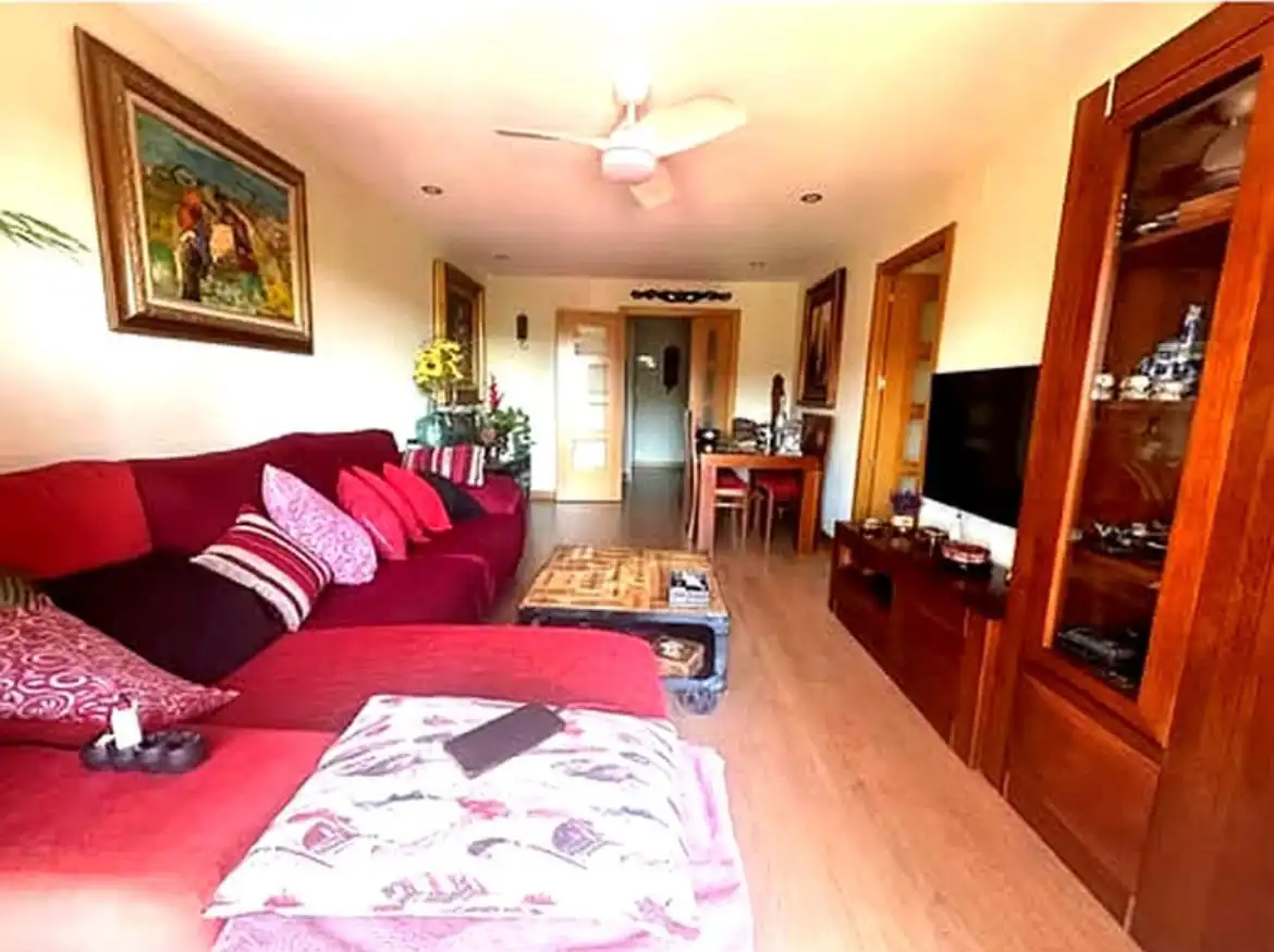 Piso con ascensor en venta en El Soto - Azorín