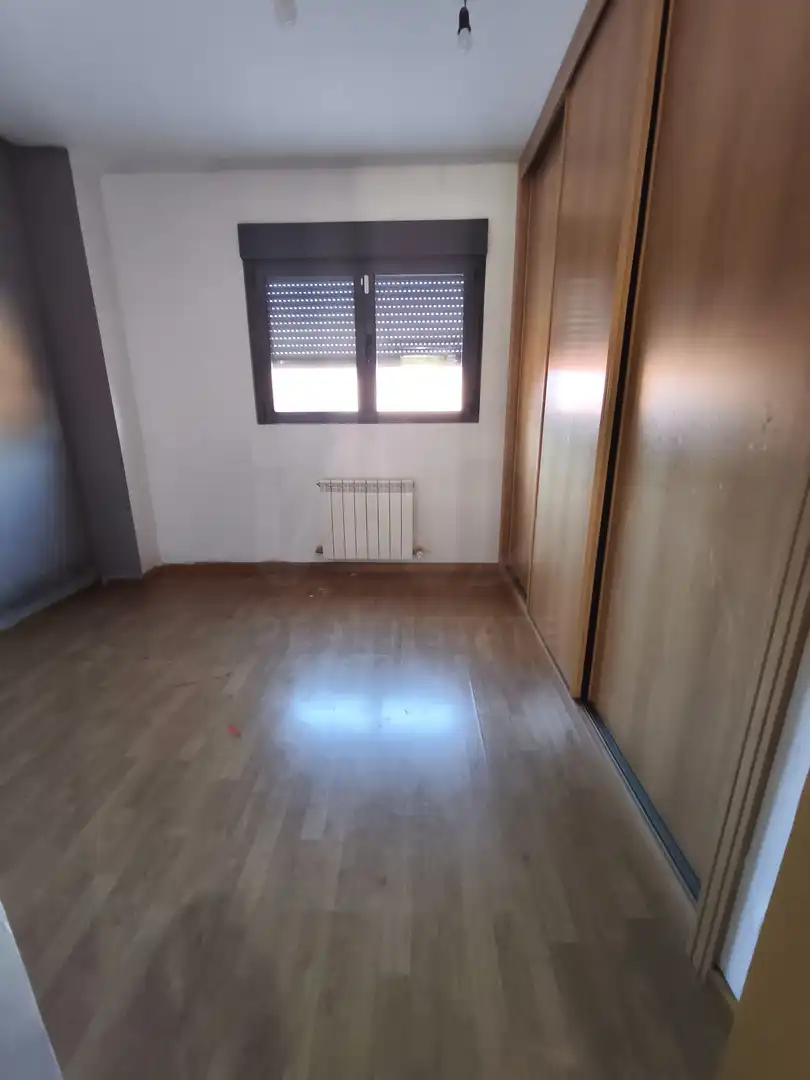 Habitación de Piso en venta en León Capital  con Calefacción y Terraza
