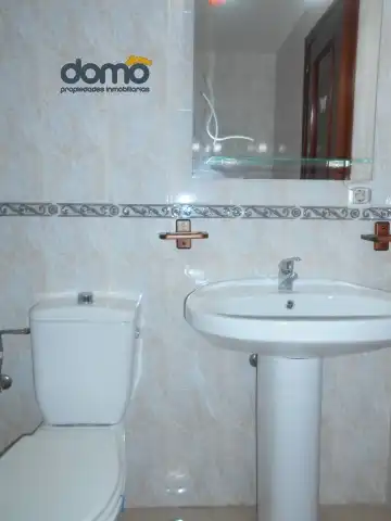 Flat for rent in Calle Emilia Pardo Bazán, Joaquina Eguaras