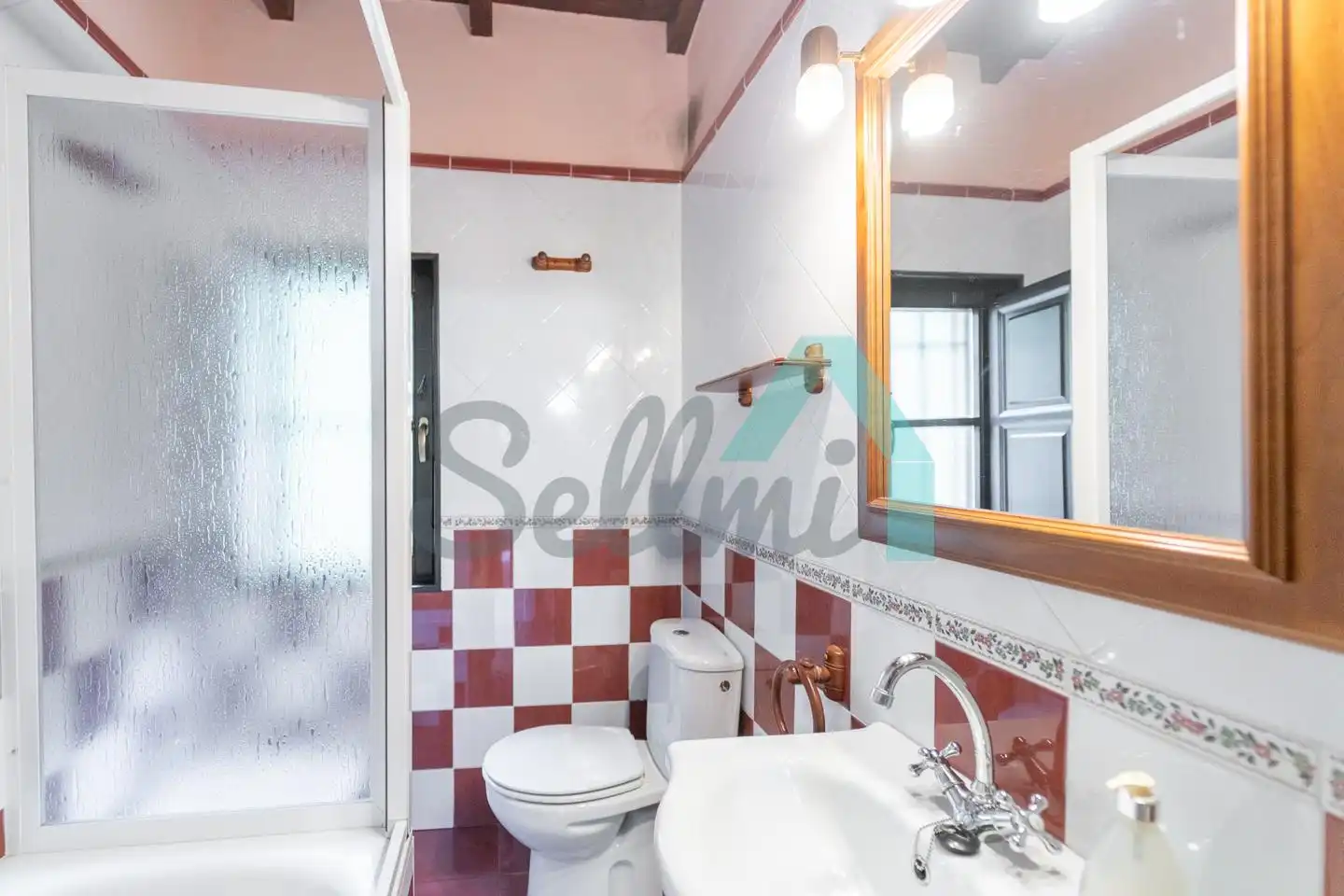 Baño de Casa o chalet en venta en Quirós con Calefacción, Jardín privado y Terraza