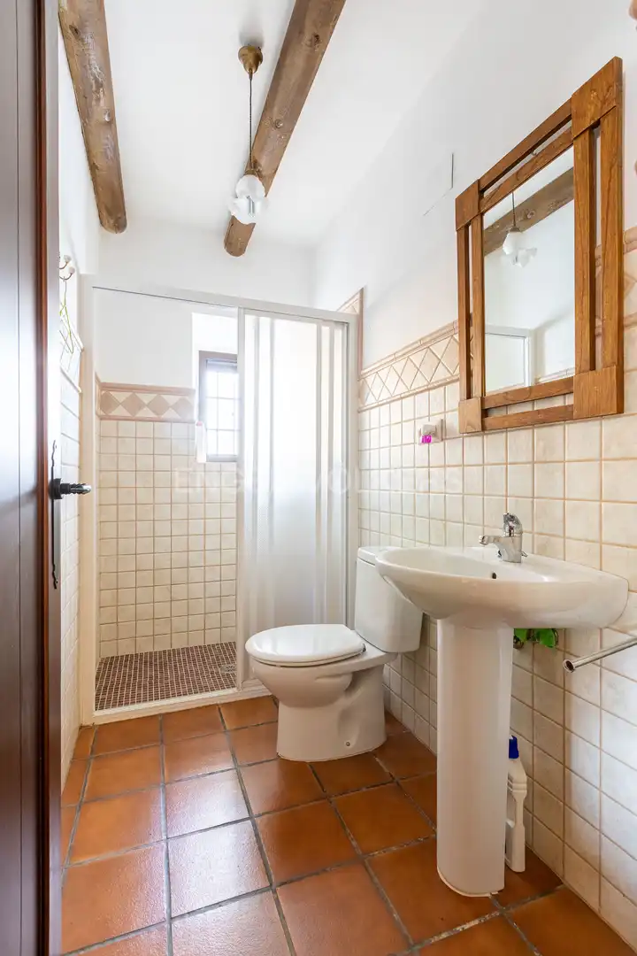 Baño de Casa o chalet en venta en Cortegana con Calefacción, Jardín privado y Trastero