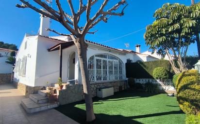 Jardí de Casa o xalet en venda en L'Alfàs del Pi amb Aire condicionat, Calefacció i Jardí privat