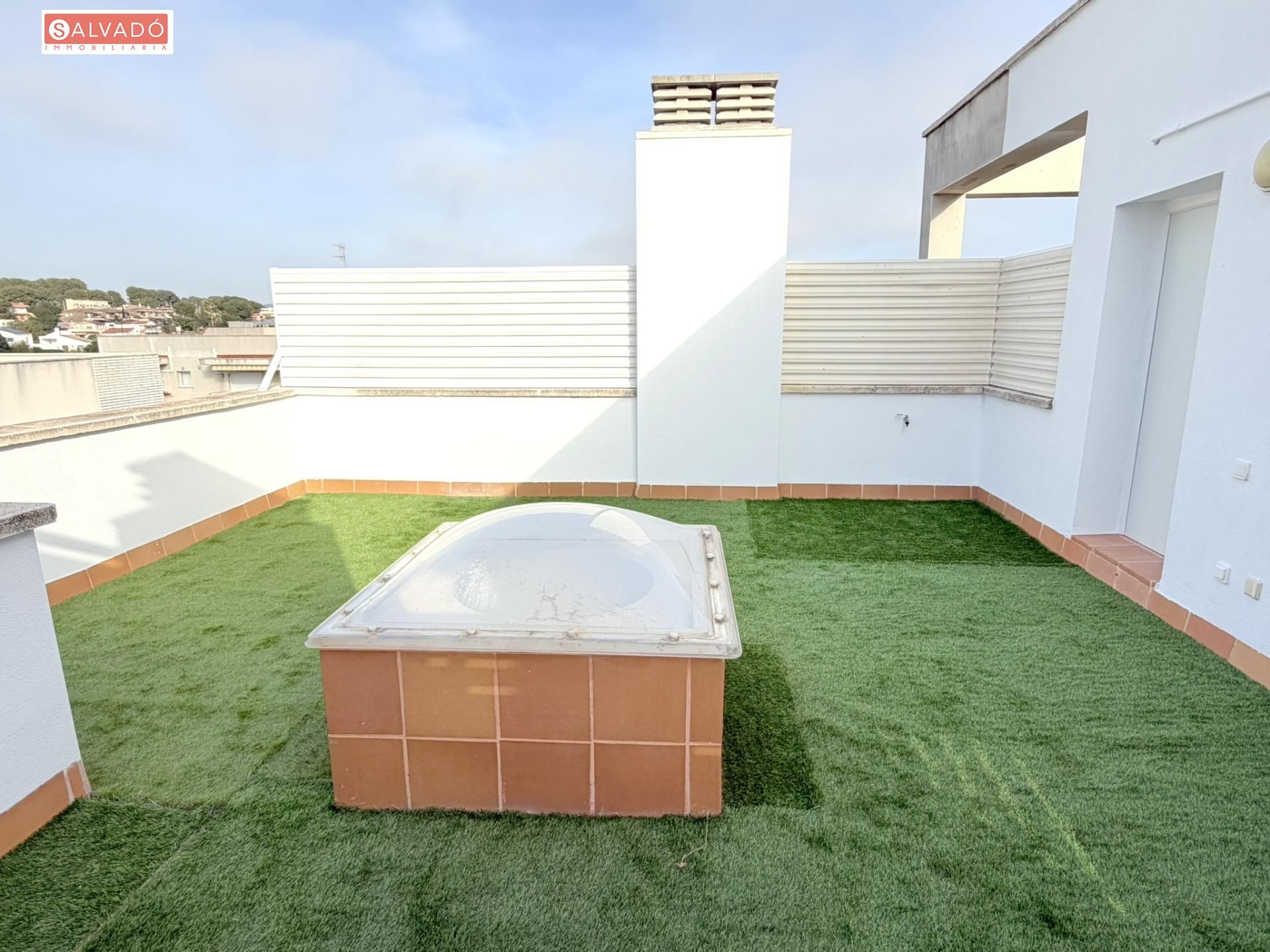 Terrace of Attic for sale in Calafell  with Parquet flooring, Terrace and Storage room