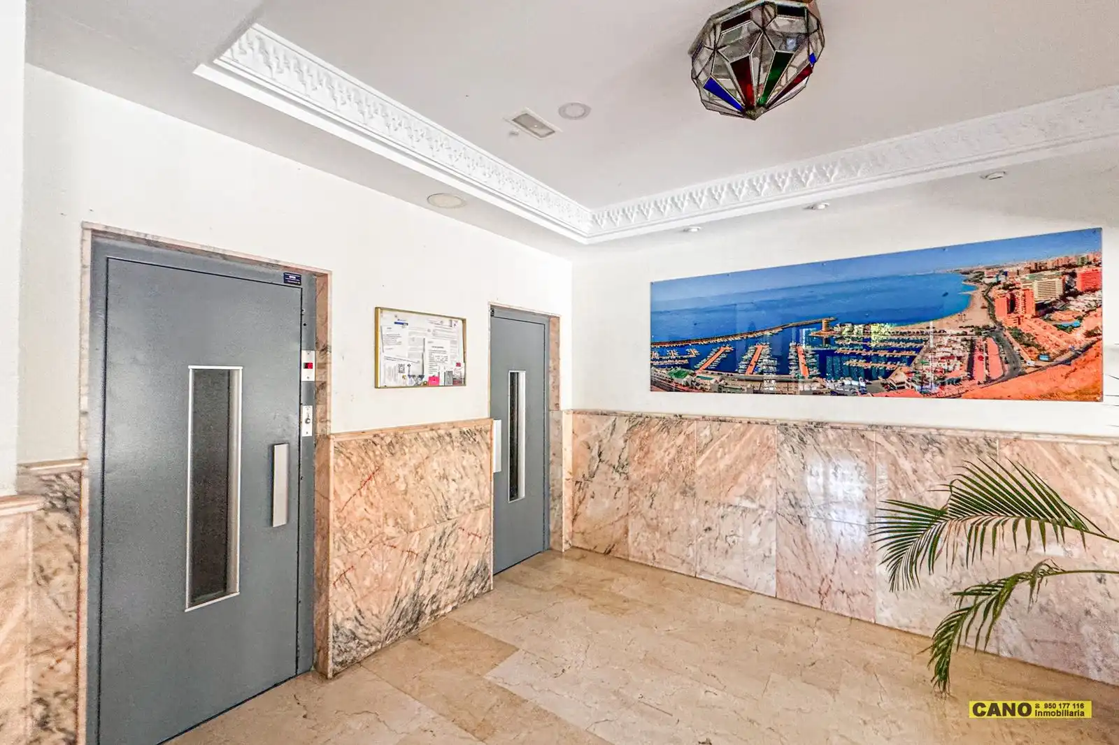 Flat for sale in Roquetas de Mar  with Terrace and Swimming Pool