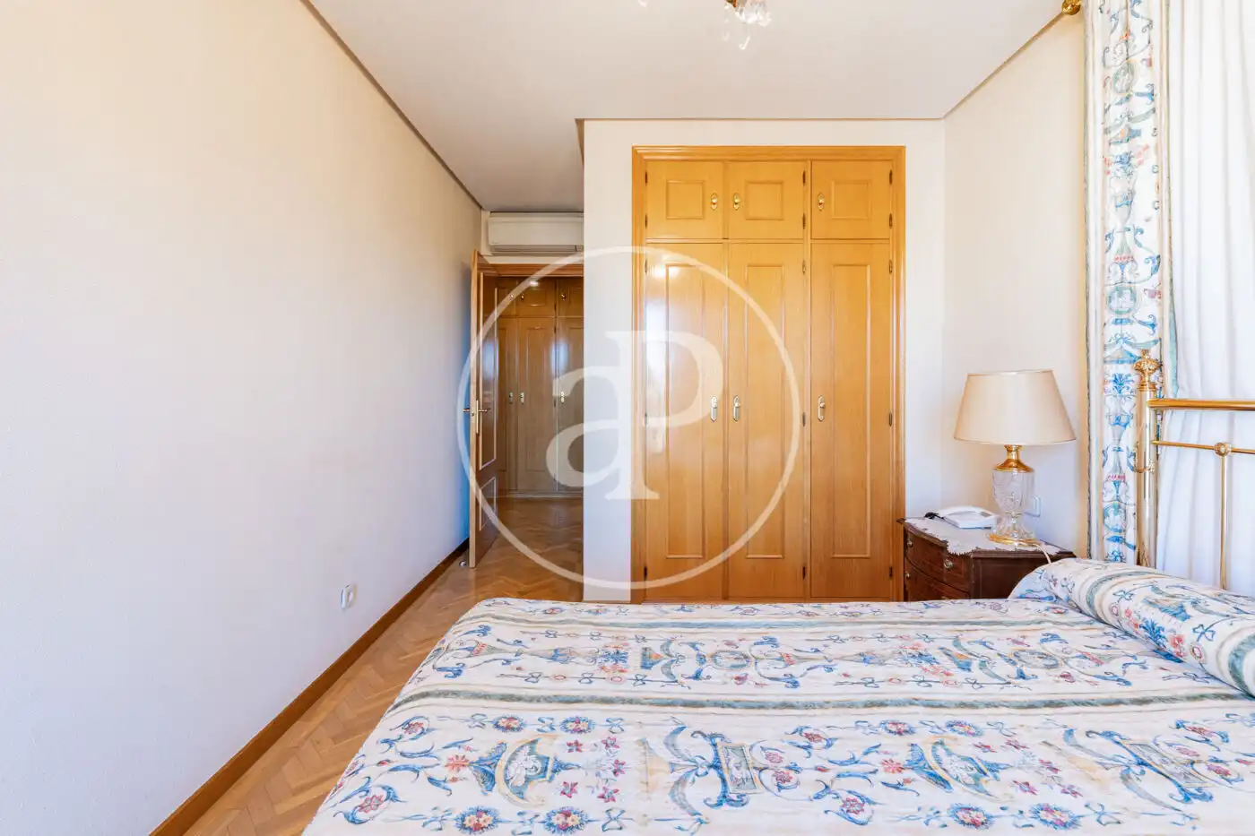 Bedroom of Flat for sale in Madrid  with Air Conditioner and Heating