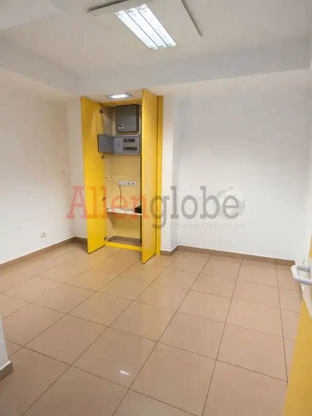 Office space with lift for sale in Calle San Francisco, imagen 14