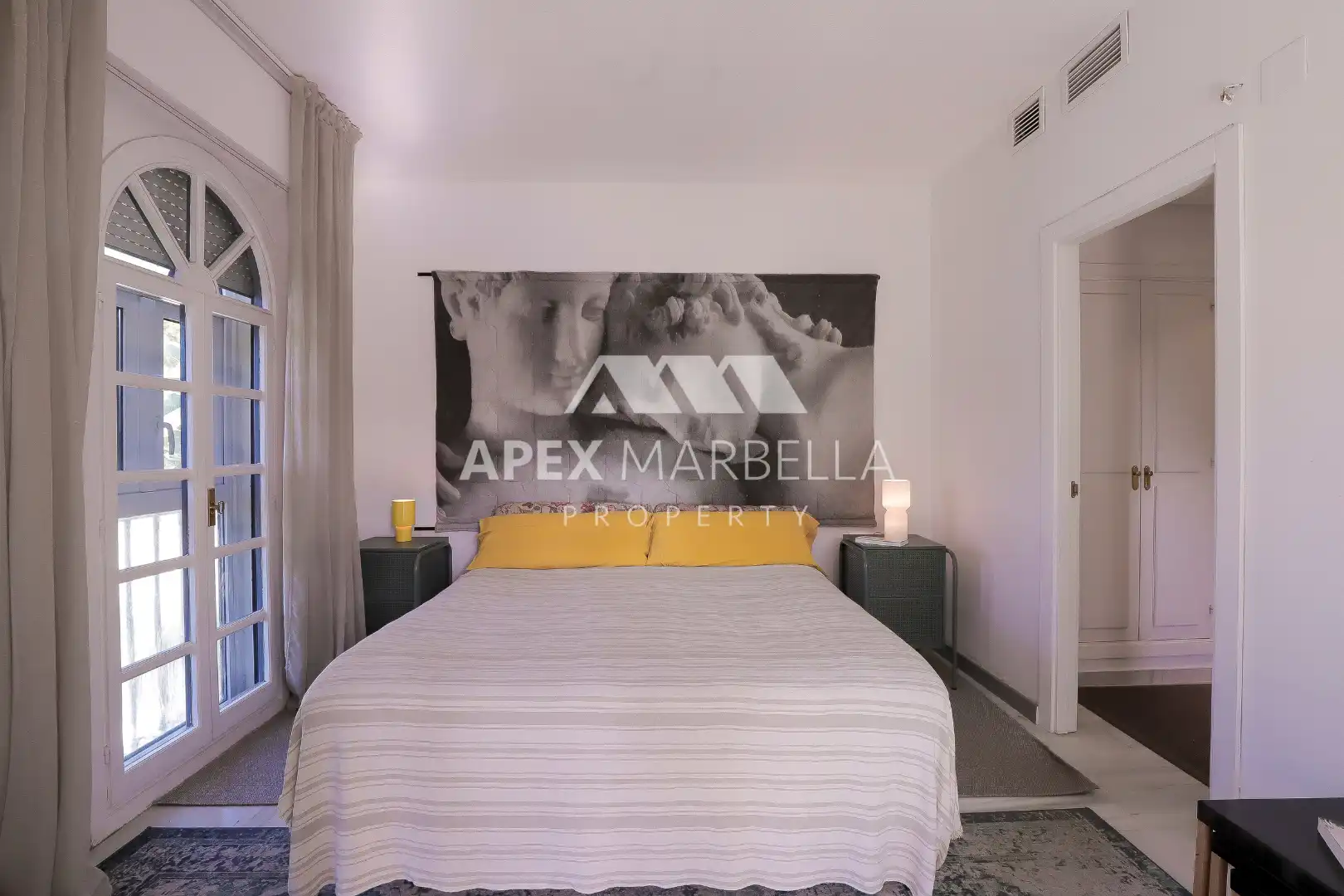 Schlafzimmer von Wohnung zum Verkauf in Marbella mit Klimaanlage, Terrasse und Möbliert