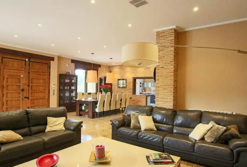 Villa con giardino in vendita a Centro, imagen 6