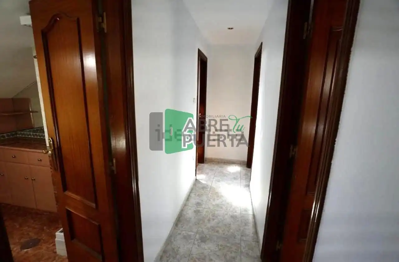 Wohnung zum Verkauf in Barbadás mit Heizung, Terrasse und Möbliert