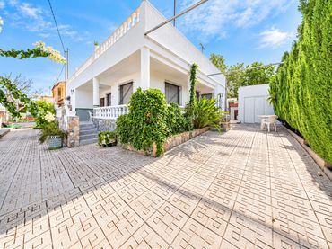 Casa con jardín en venta en Mar Menor de Cartagena – Cabo de Palos