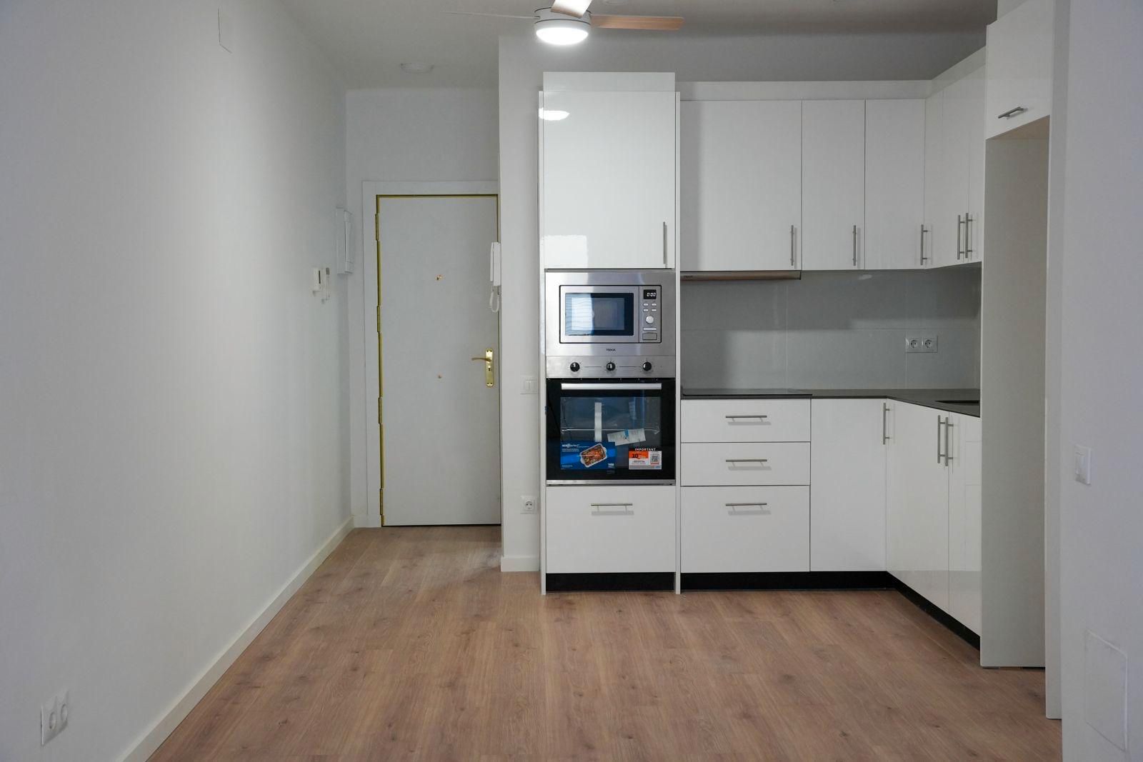 Kitchen of Flat for sale in Sabadell  with Heating