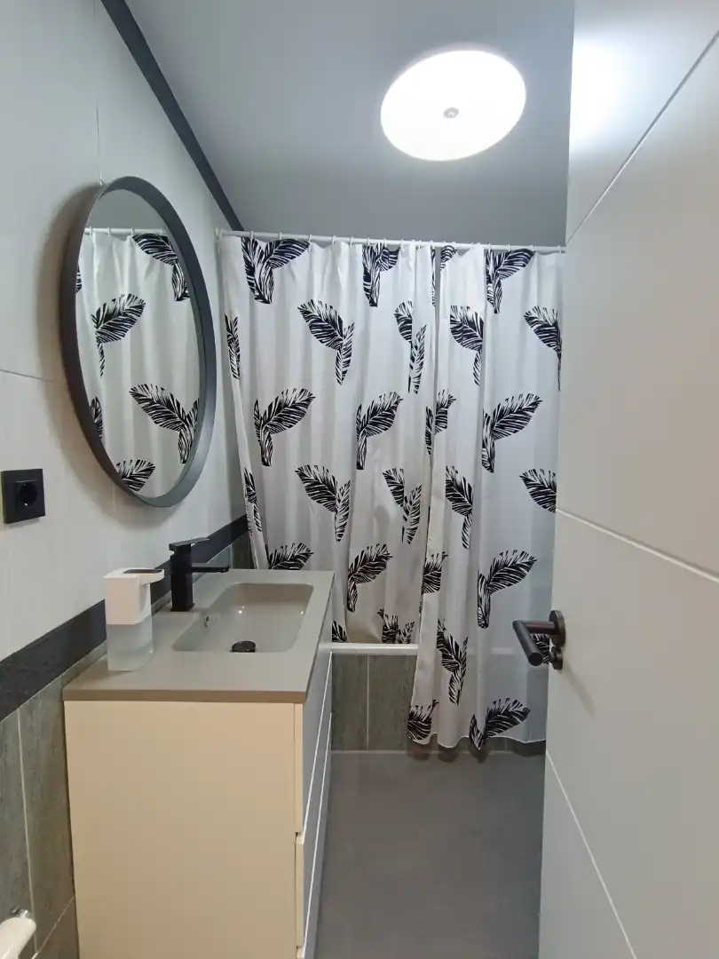 Baño de Piso en venta en Brunete con Aire acondicionado, Calefacción y Jardín privado