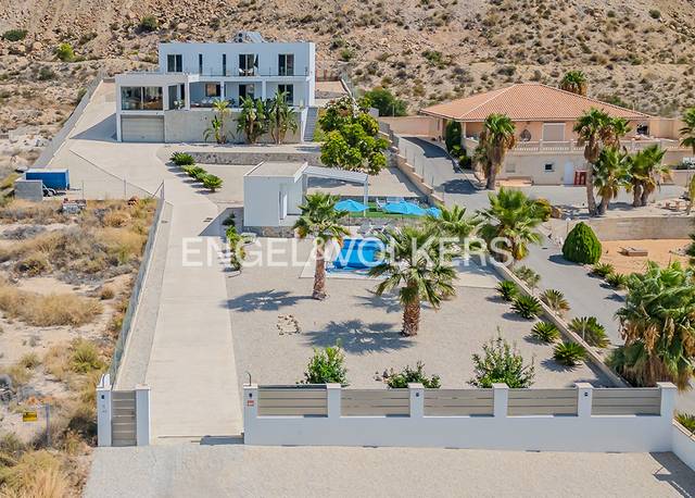 Casa-chalet en Venta en Calle Montíboli, 40 en Montnegre