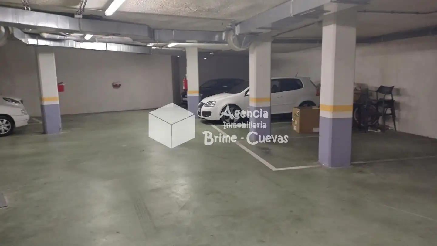 Parkplatz von Garage zum Verkauf in Laviana