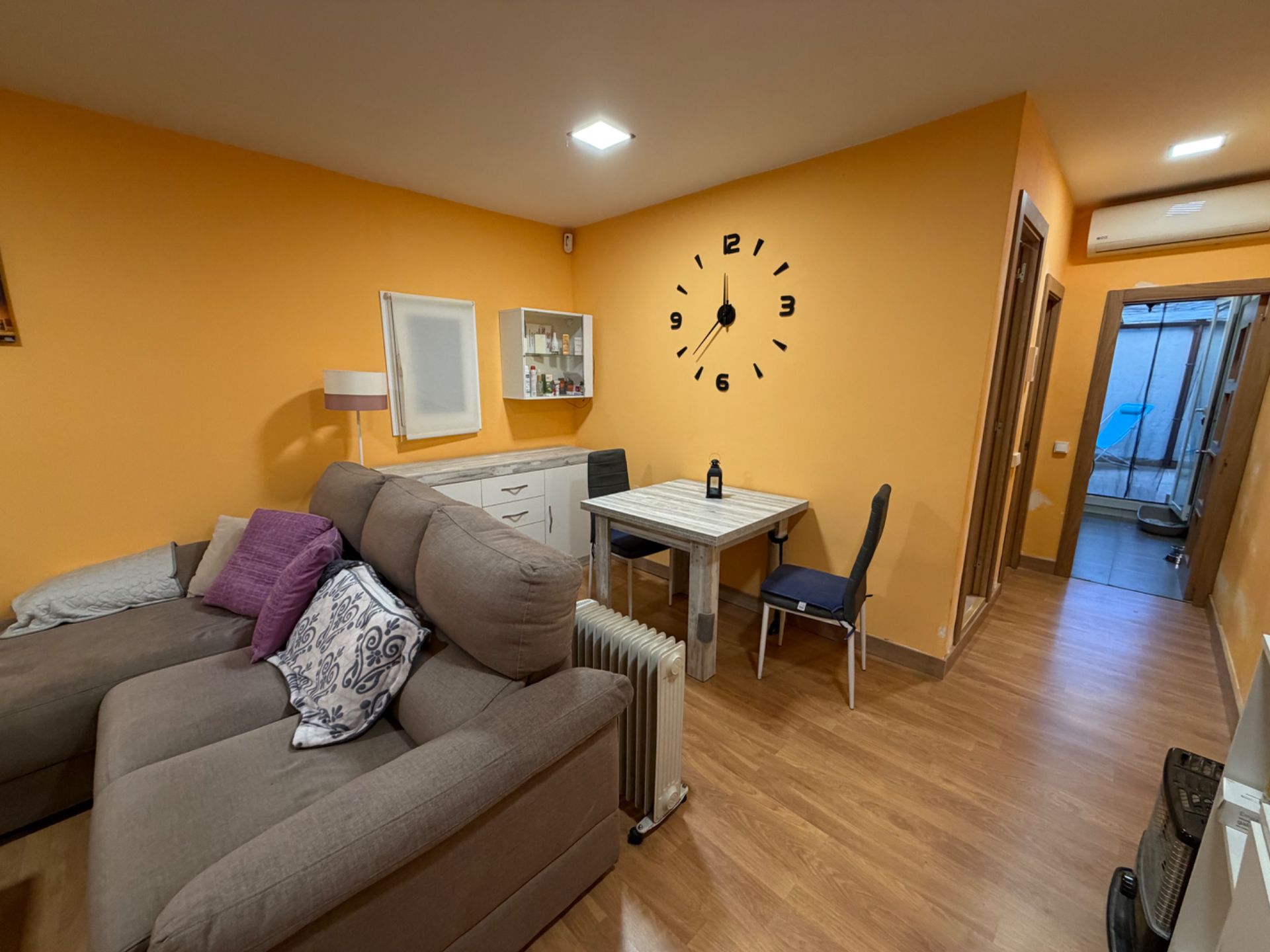 Living room of Planta baja for sale in La Llagosta  with Air Conditioner and Parquet flooring