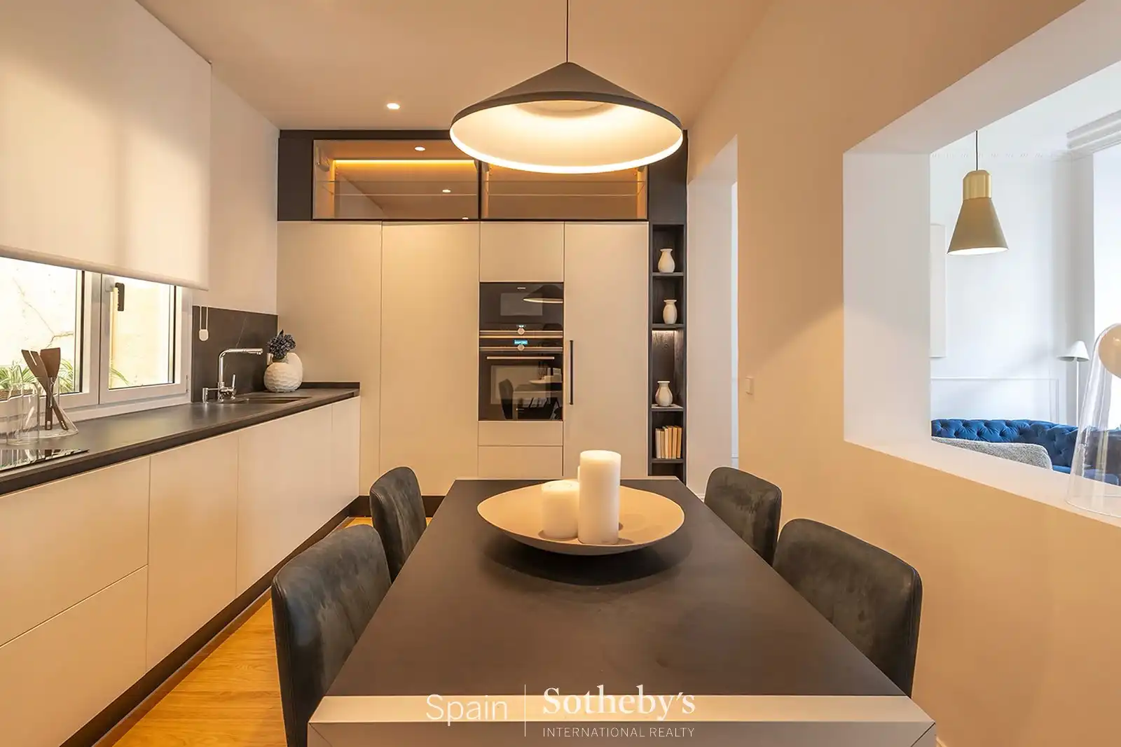 Kitchen of Apartments for sale in Madrid  with Air Conditioner and Heating