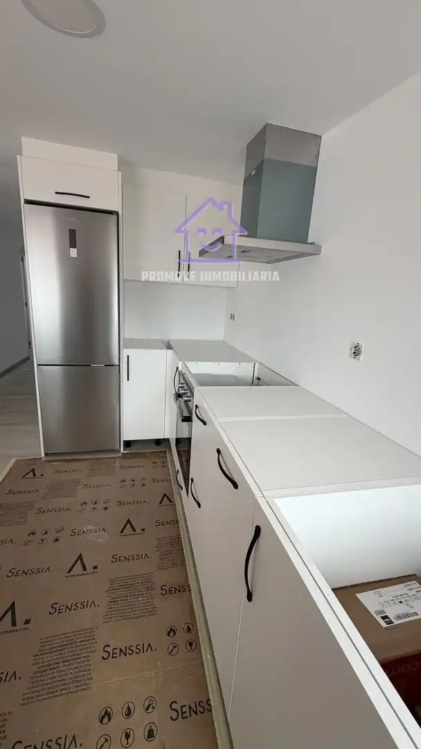 Cuina de Àtic de lloguer en Arteixo amb Terrassa i Traster