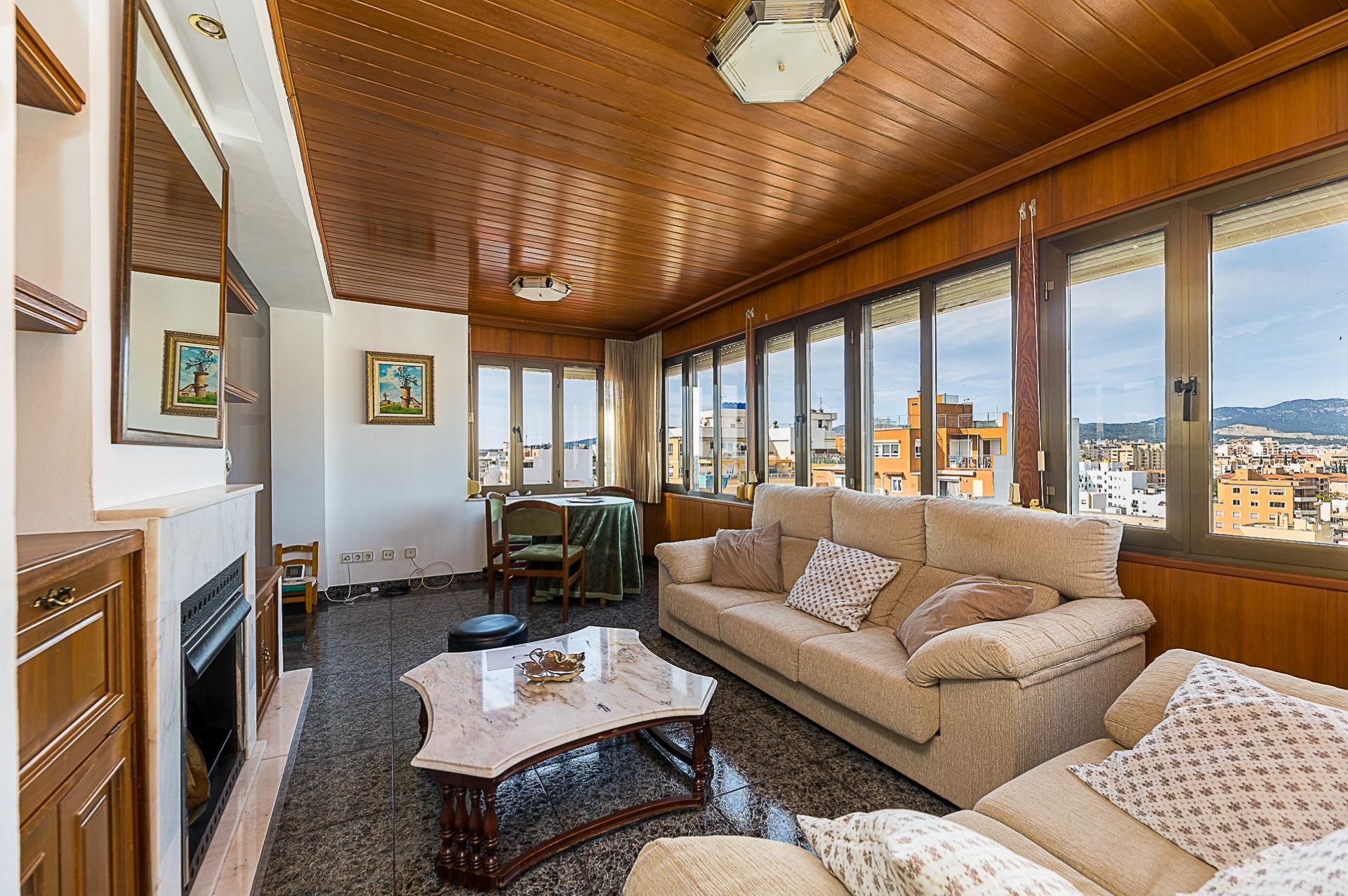 Wohnzimmer von Dachboden zum Verkauf in  Palma de Mallorca mit Terrasse und Balkon