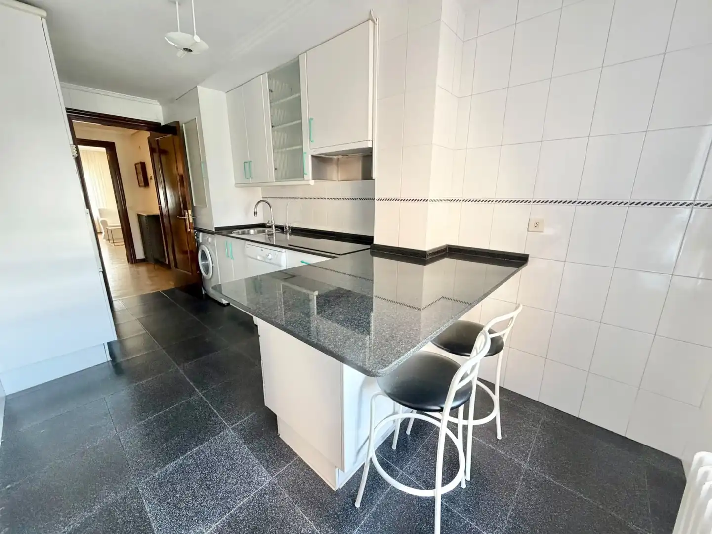 Kitchen of Flat for rent in  Logroño  with Heating, Terrace and Swimming Pool