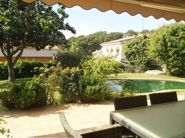 Casa amb piscina en venda a Pla de Maset - Cap de Salou