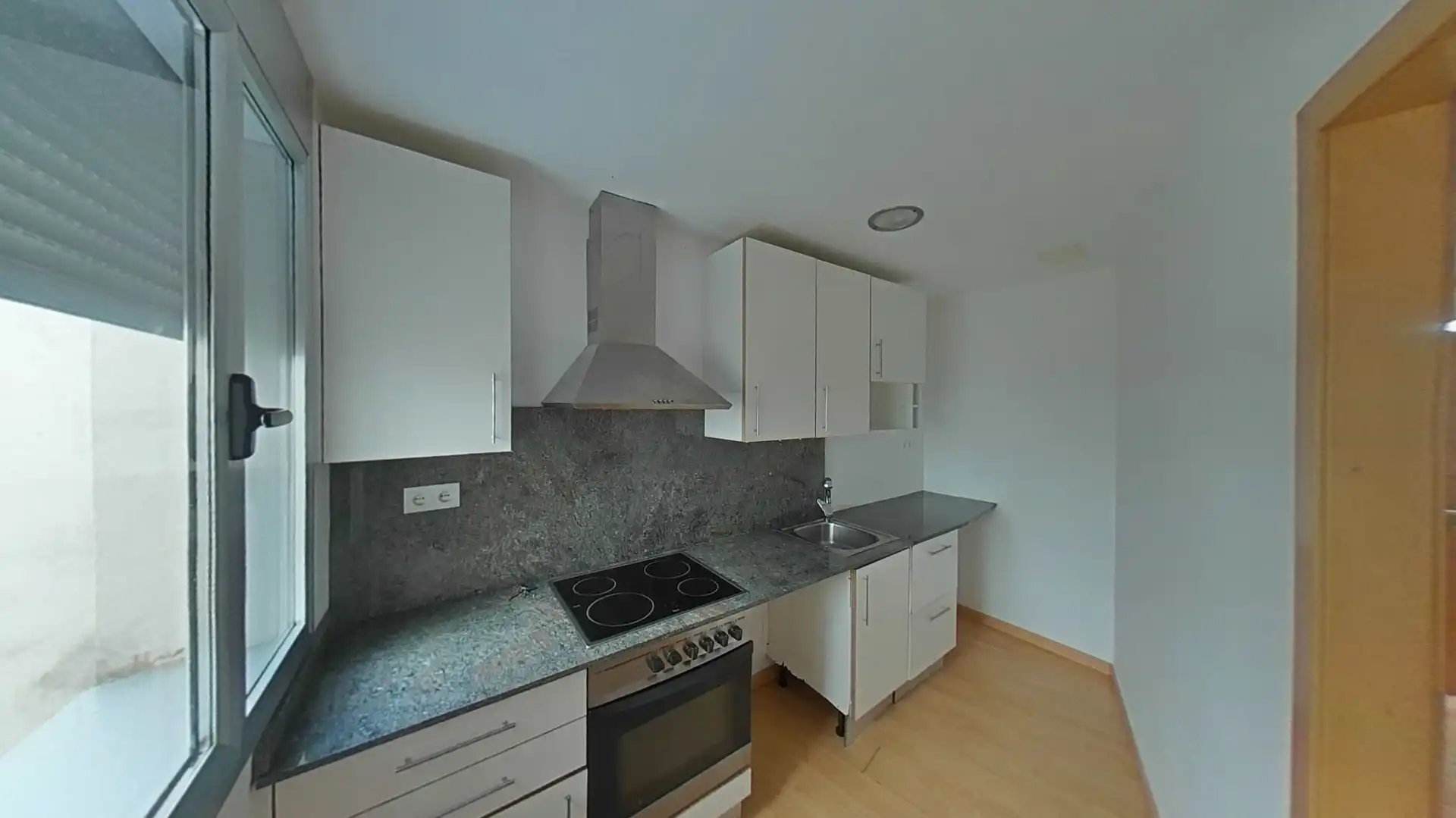 Cocina de Piso en venta en L'Ampolla con Terraza