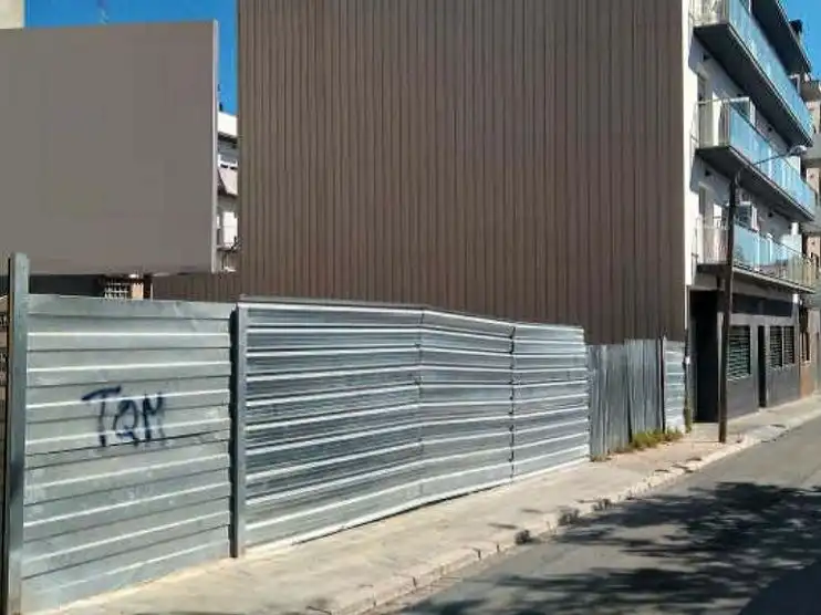 Vista exterior de Residencial en venta en Figueres