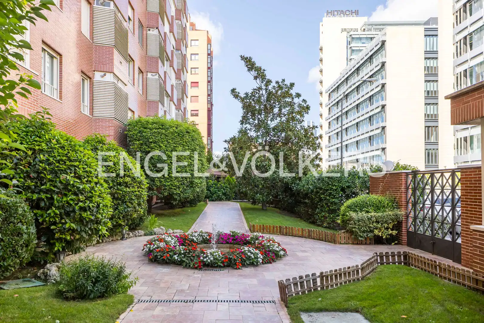 Außenansicht von Wohnung zur Miete in Madrid mit Klimaanlage, Heizung und Schwimmbad