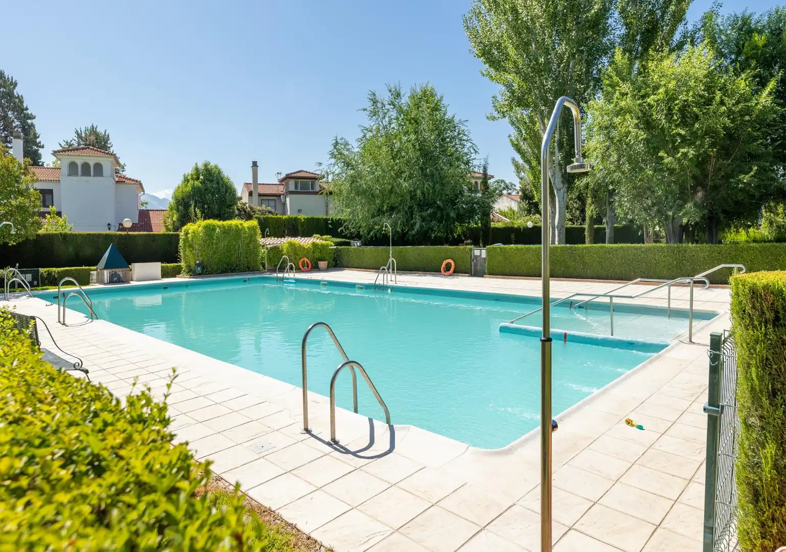 Swimming pool of Houses for sale in Albolote  with Air Conditioner, Heating and Private garden
