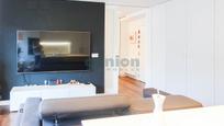 Living room of Flat for sale in Girona Capital  with Air Conditioner and Heating