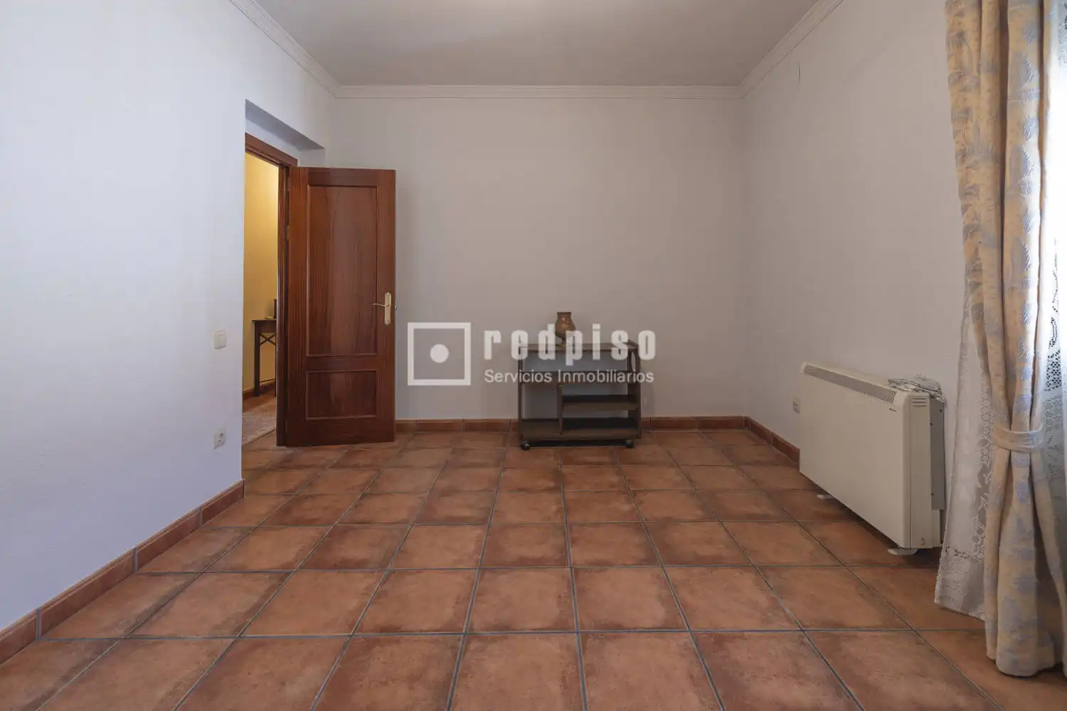 Habitación de Casa o chalet en venta en Noblejas con Calefacción, Jardín privado y Trastero